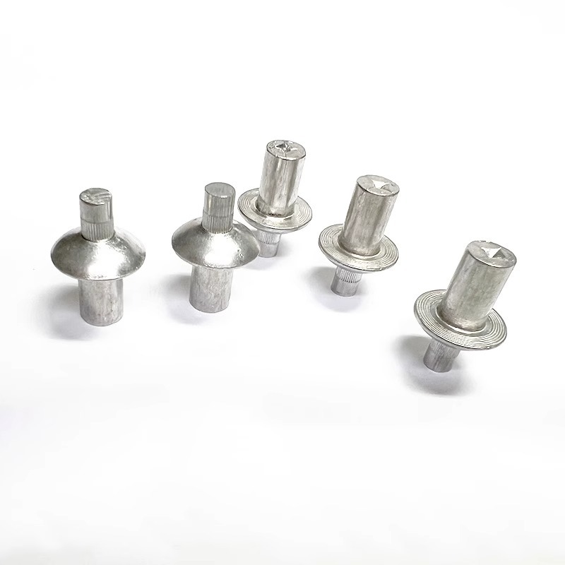 Tuotanto todistettu ytimen tunkeutuva niitti